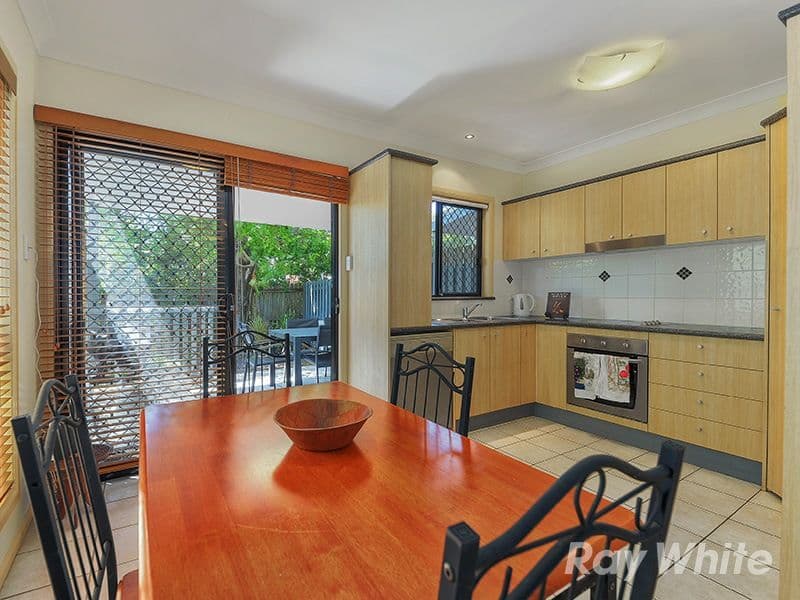 9 Gardiner Street, ALDERLEY QLD 4051, Alderley - Thumbnail 3