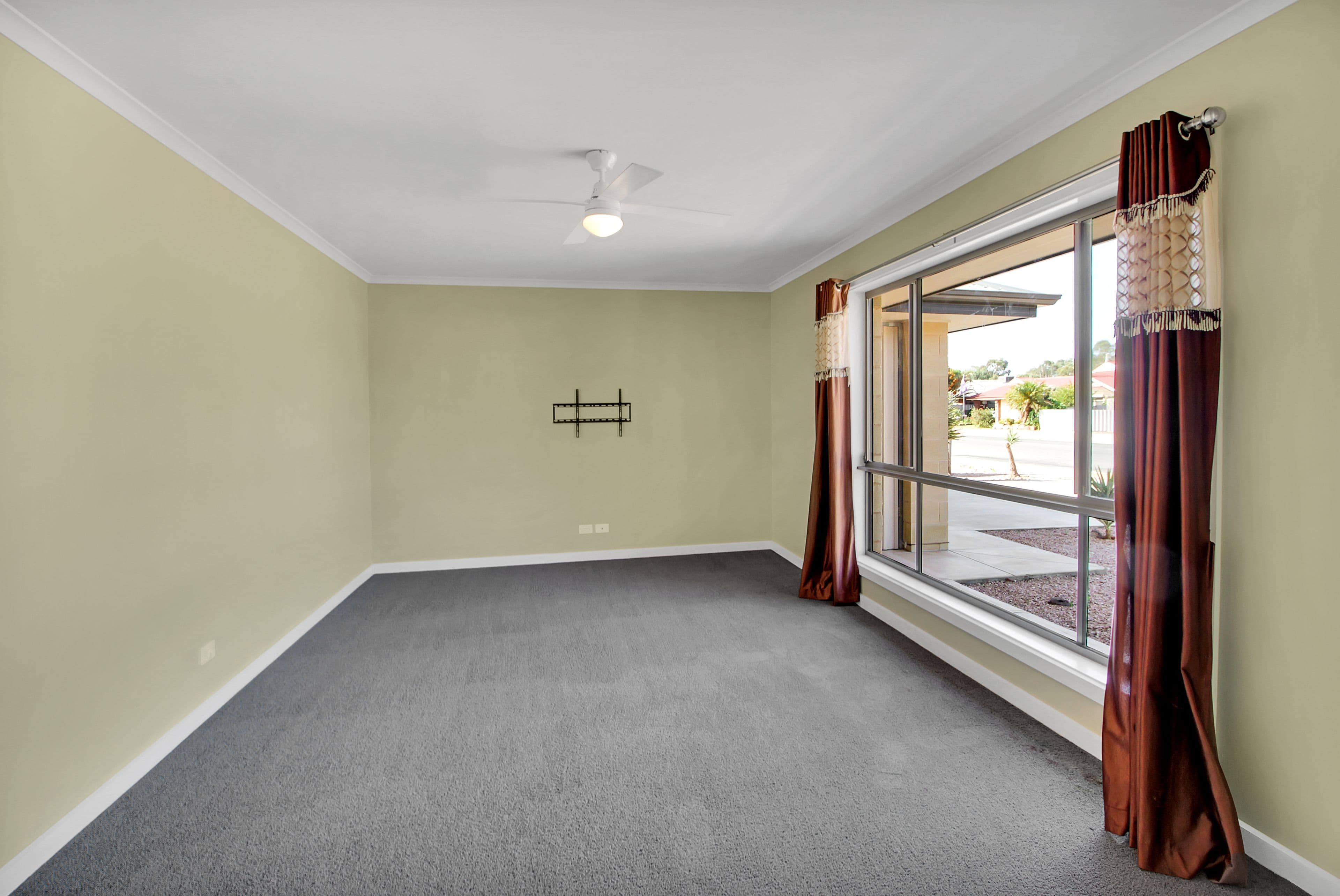 116 Pyap Street, Renmark SA 5341, Renmark - Thumbnail 2