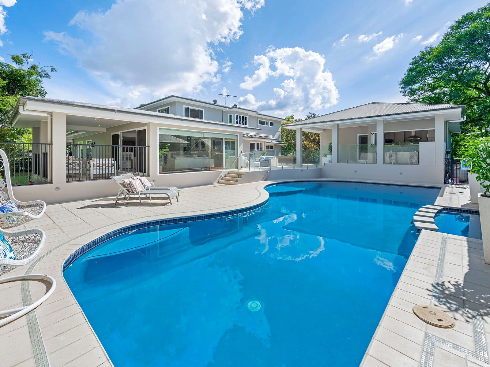 2 Laurel Avenue, Chelmer QLD 4068, Chelmer - Image 1