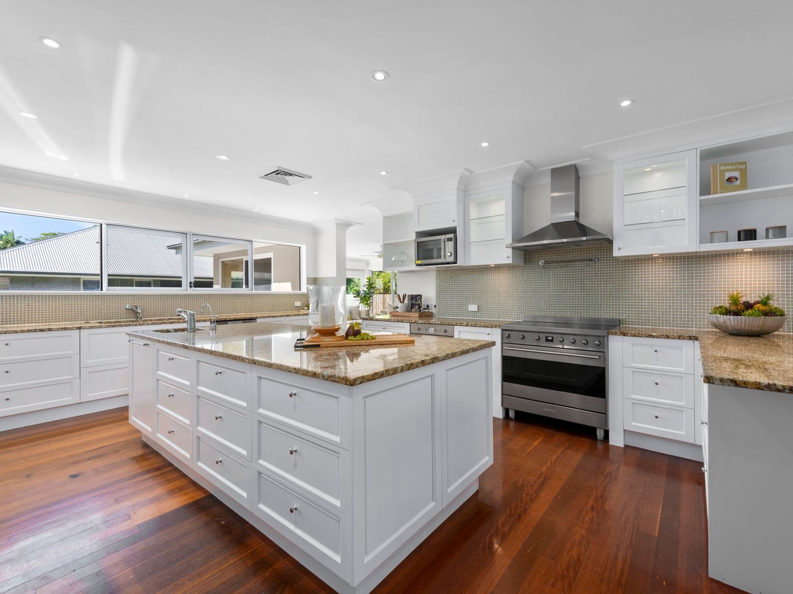 2 Laurel Avenue, Chelmer QLD 4068, Chelmer - Thumbnail 2
