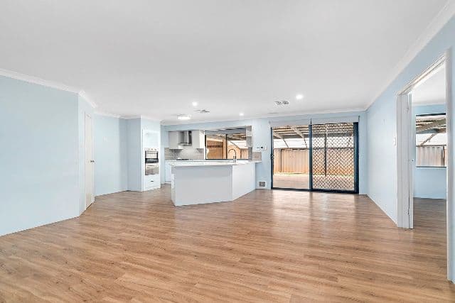8 Brittania Parade, Wandina WA 6530, Wandina - Thumbnail 6