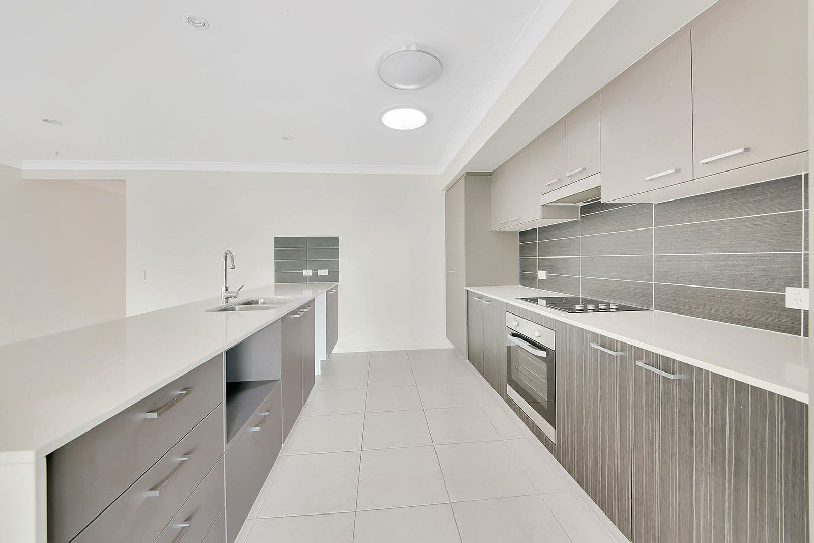 16 Carlsson Place, Kirkwood QLD 4680, Kirkwood - Thumbnail 3
