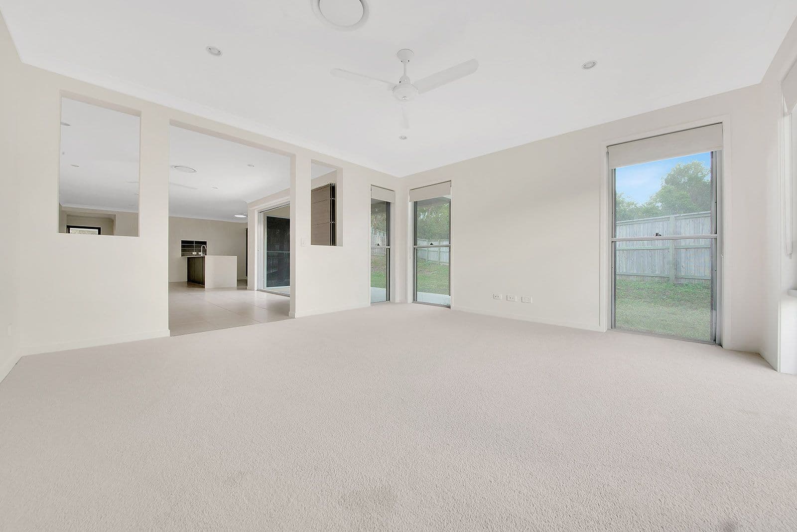 16 Carlsson Place, Kirkwood QLD 4680, Kirkwood - Thumbnail 7