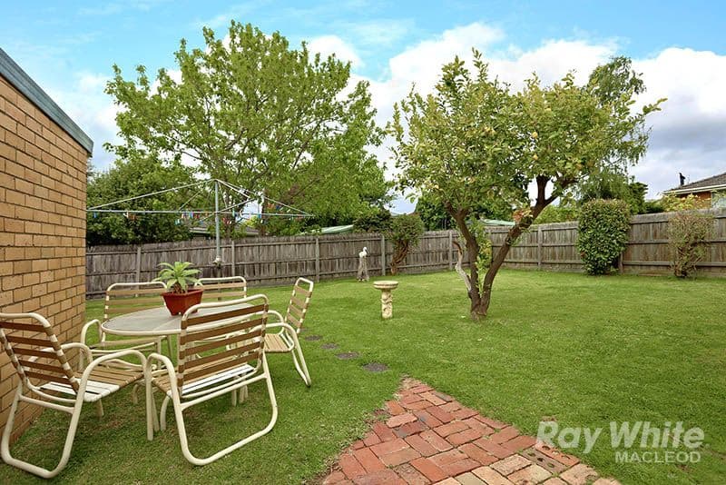 21 Balmoral Avenue, BUNDOORA VIC 3083, Bundoora - Thumbnail 3