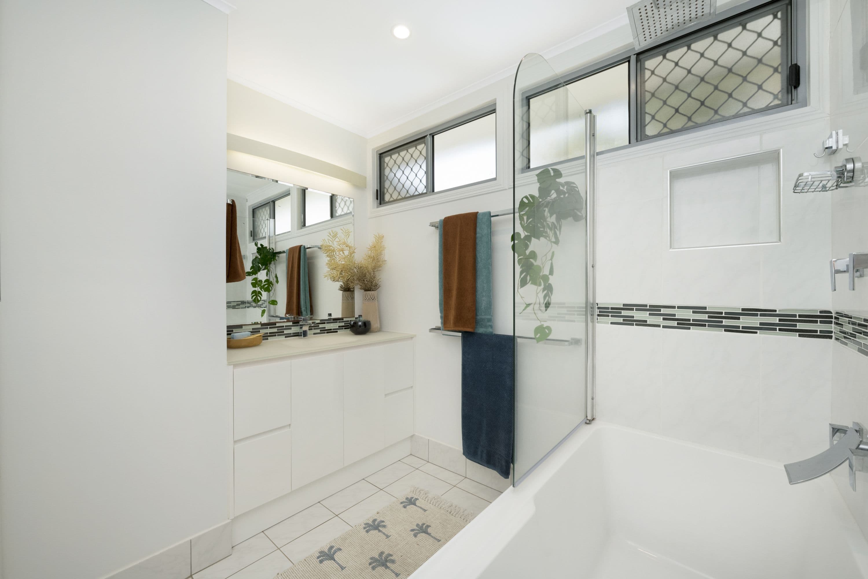 70 Peter Street, Kelso QLD 4815, Kelso - Thumbnail 8