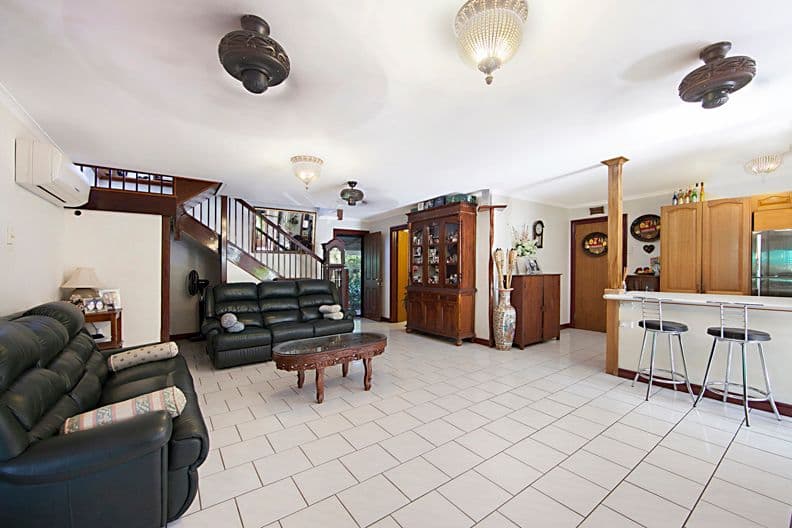 29 Eleventh Avenue, RAILWAY ESTATE QLD 4810, Railway Estate - Thumbnail 2