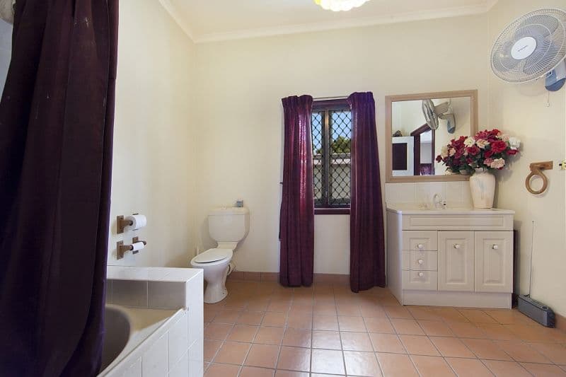 29 Eleventh Avenue, RAILWAY ESTATE QLD 4810, Railway Estate - Thumbnail 8