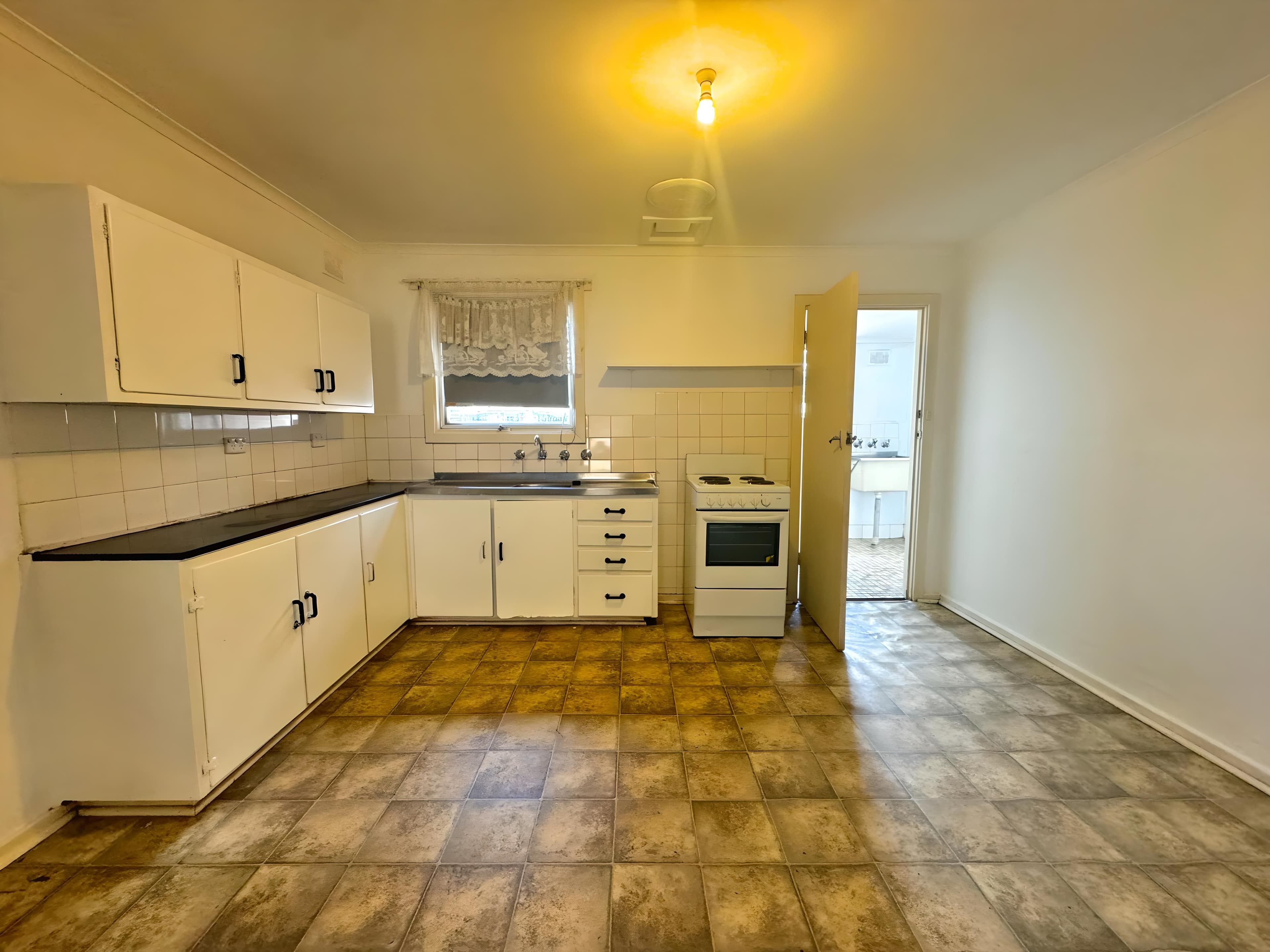 18 Mealy Street, Port Augusta SA 5700, Port Augusta - Thumbnail 7