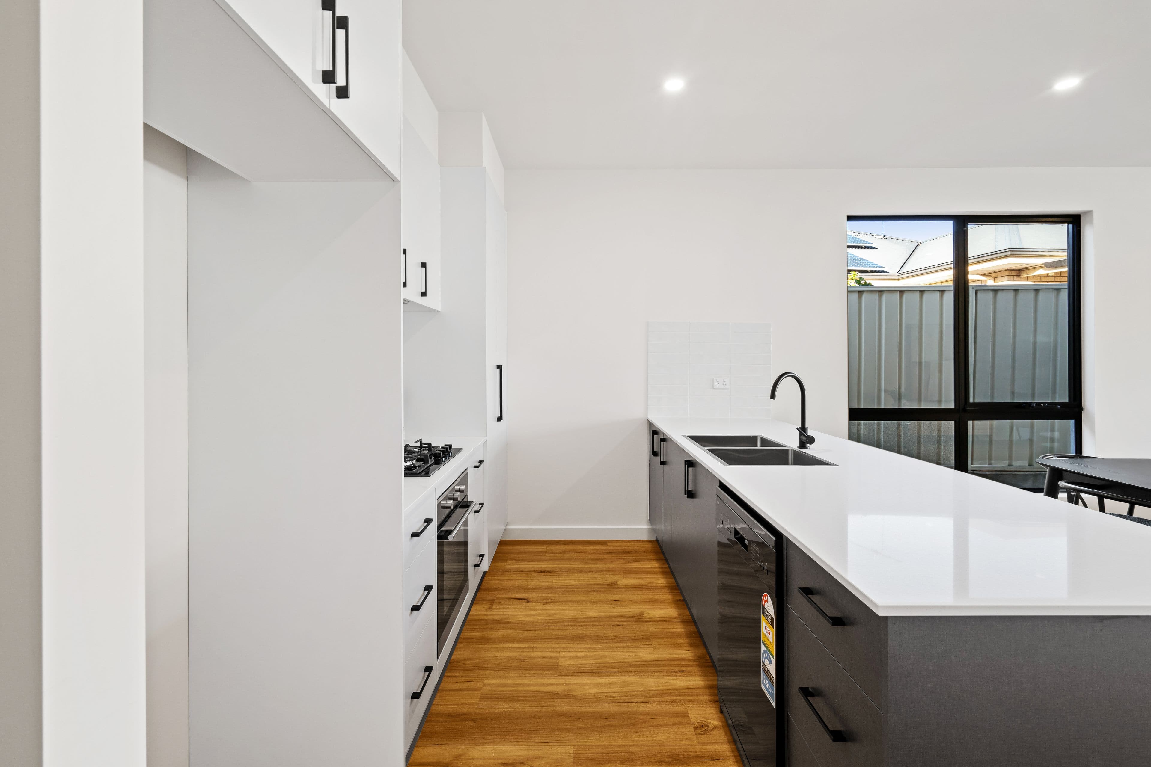 26 Sutton Avenue, Seacombe Gardens SA 5047, Seacombe Gardens - Thumbnail 5