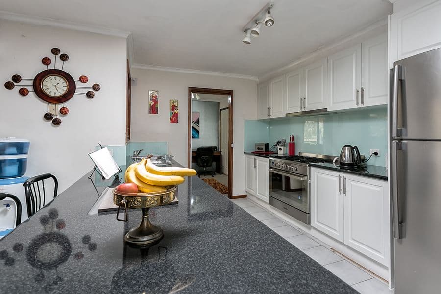 14 Pamela Court, MELTON WEST VIC 3337, Melton West - Thumbnail 2
