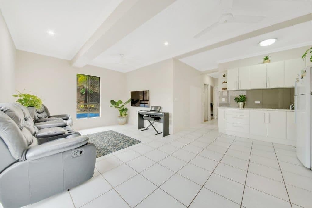 18 Lamington Drive, South Gladstone QLD 4680, South Gladstone - Thumbnail 4