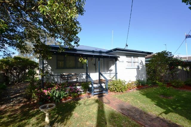 19 Tallarook Street, Seymour VIC 3660, Seymour - Image 1