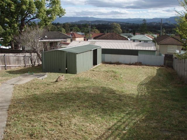 215 Northcliffe Drive, BERKELEY NSW 2506, Berkeley - Thumbnail 3