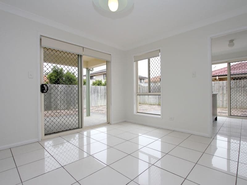 14 Karajini Crescent, PARKINSON QLD 4115, Parkinson - Thumbnail 2