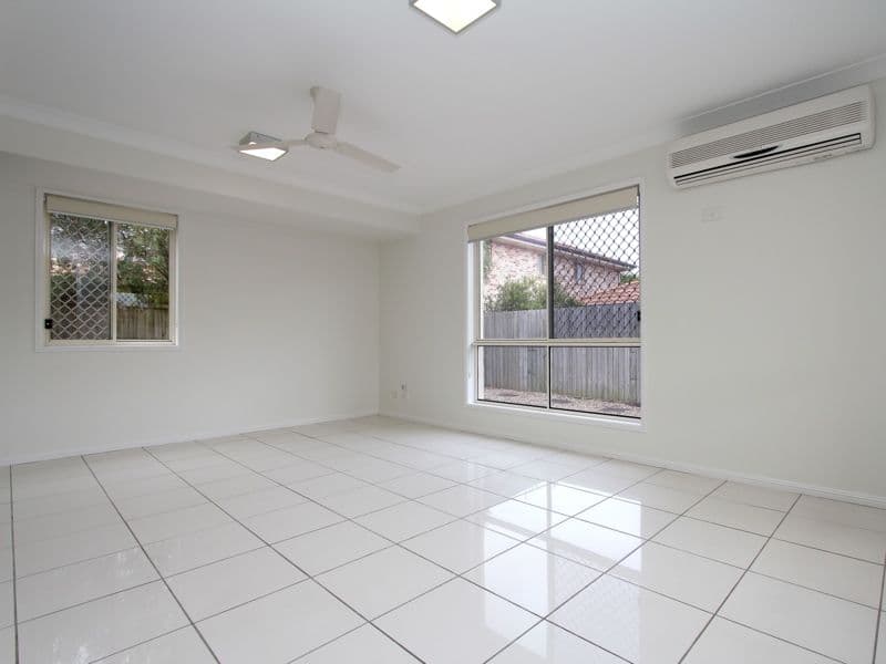 14 Karajini Crescent, PARKINSON QLD 4115, Parkinson - Thumbnail 3
