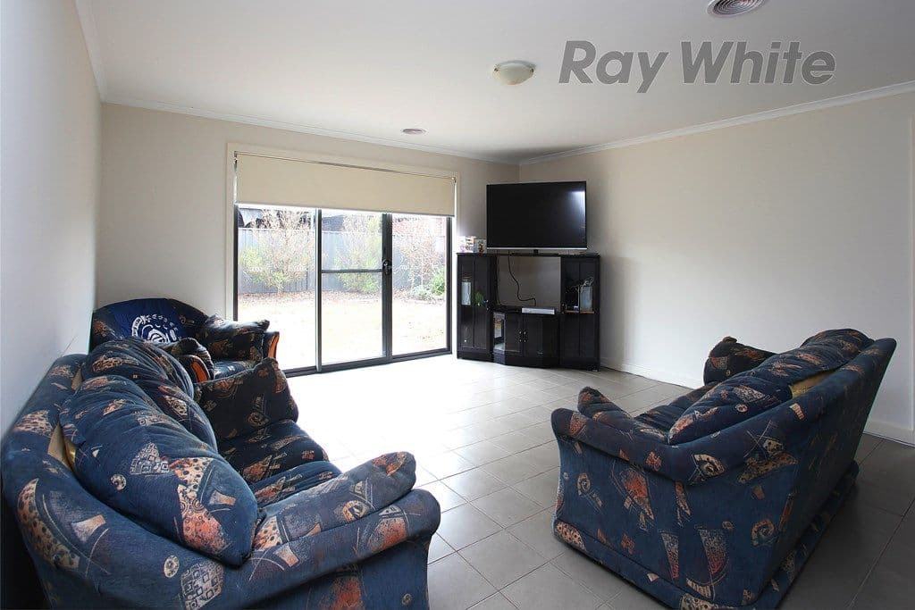 76 Kinglake Drive, WYNDHAM VALE VIC 3024, Wyndham Vale - Thumbnail 5