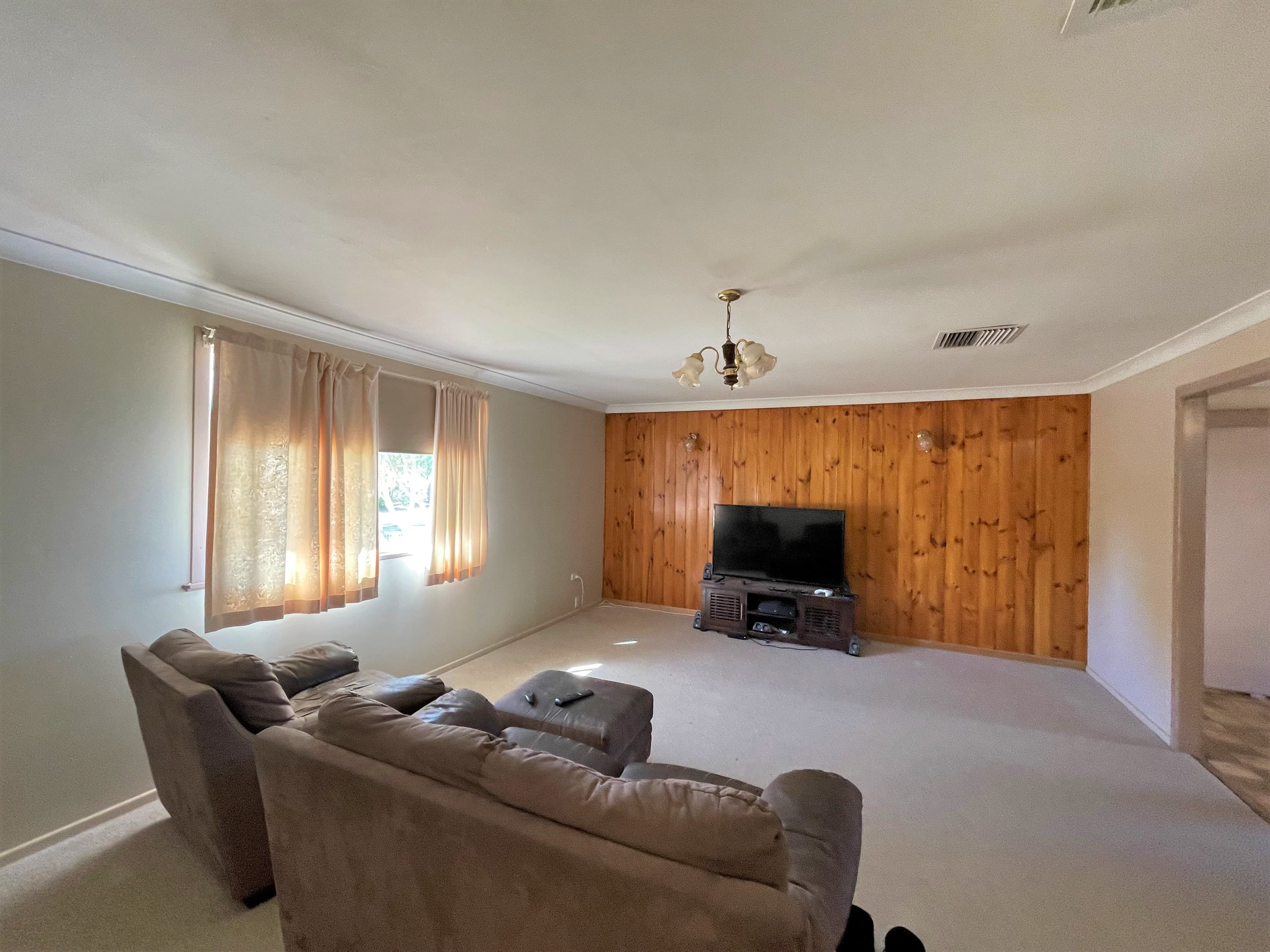 65 Gull Street, Longreach QLD 4730, Longreach - Thumbnail 2