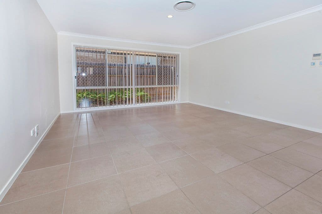 18 Parkview Drive, Springfield Lakes QLD 4300, Springfield Lakes - Thumbnail 6