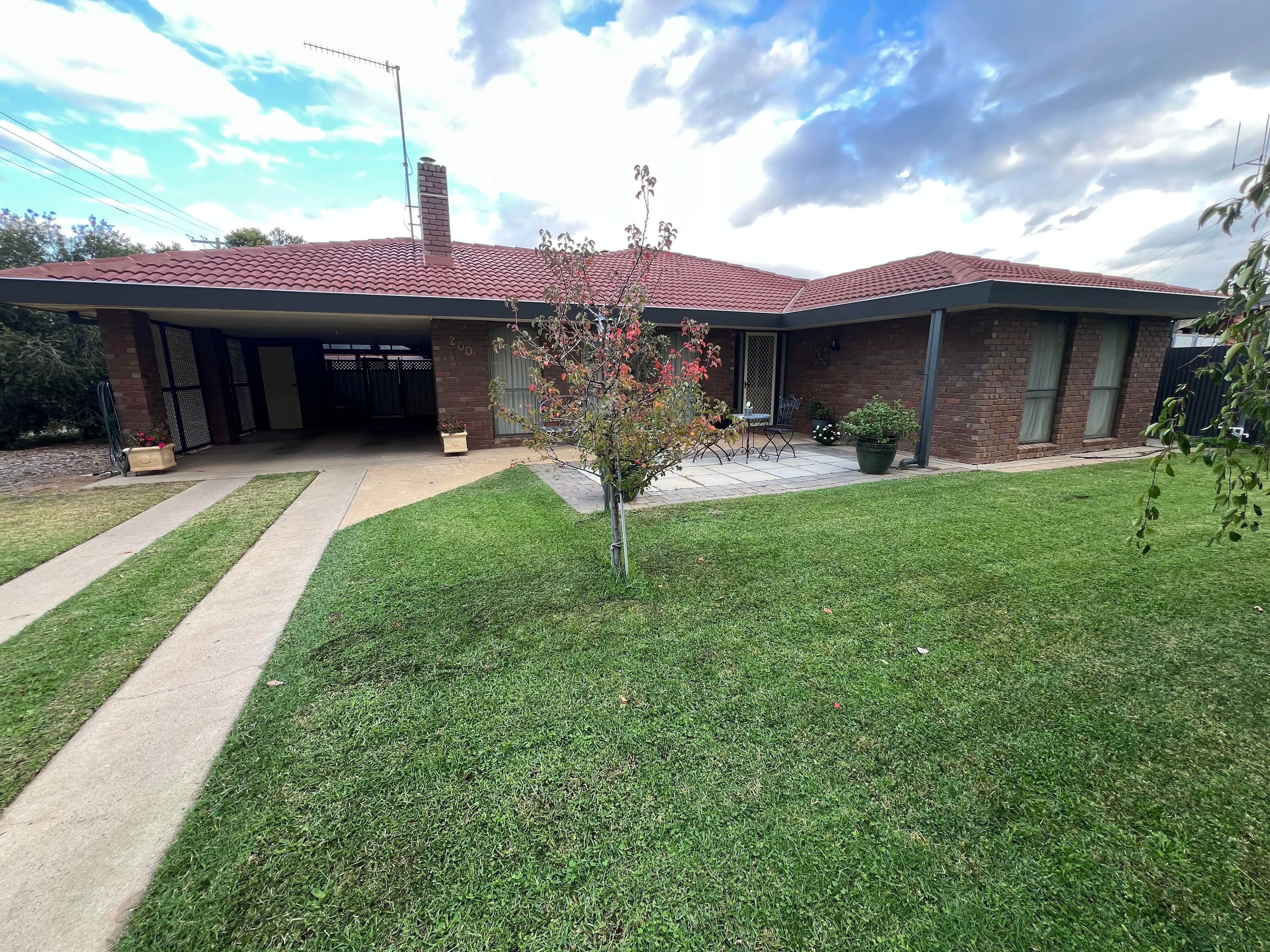 200 Waring Street, Deniliquin NSW 2710, Deniliquin - Image 1