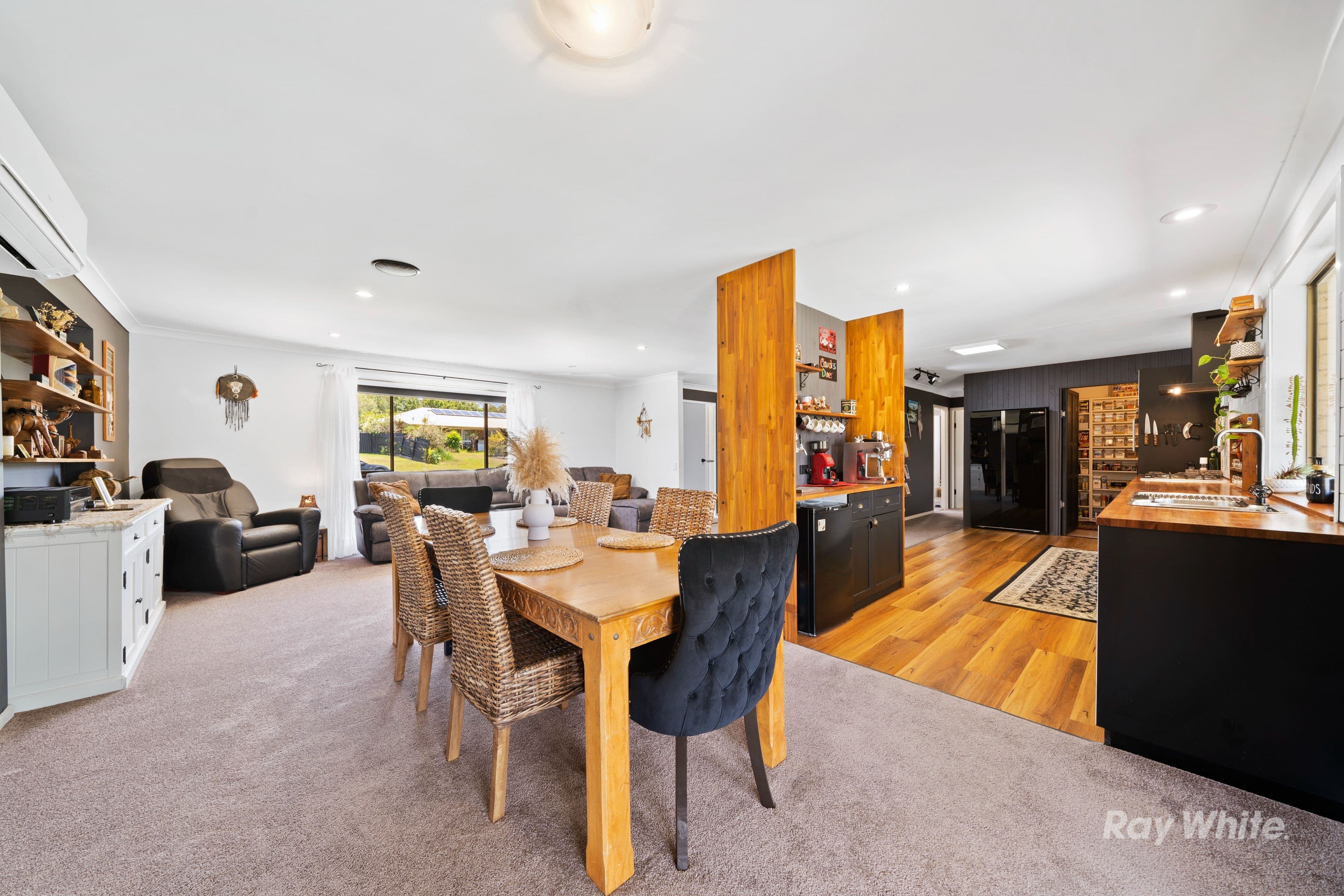 12 Robert Stanley Drive, Mount Warren Park QLD 4207, Mount Warren Park - Thumbnail 5