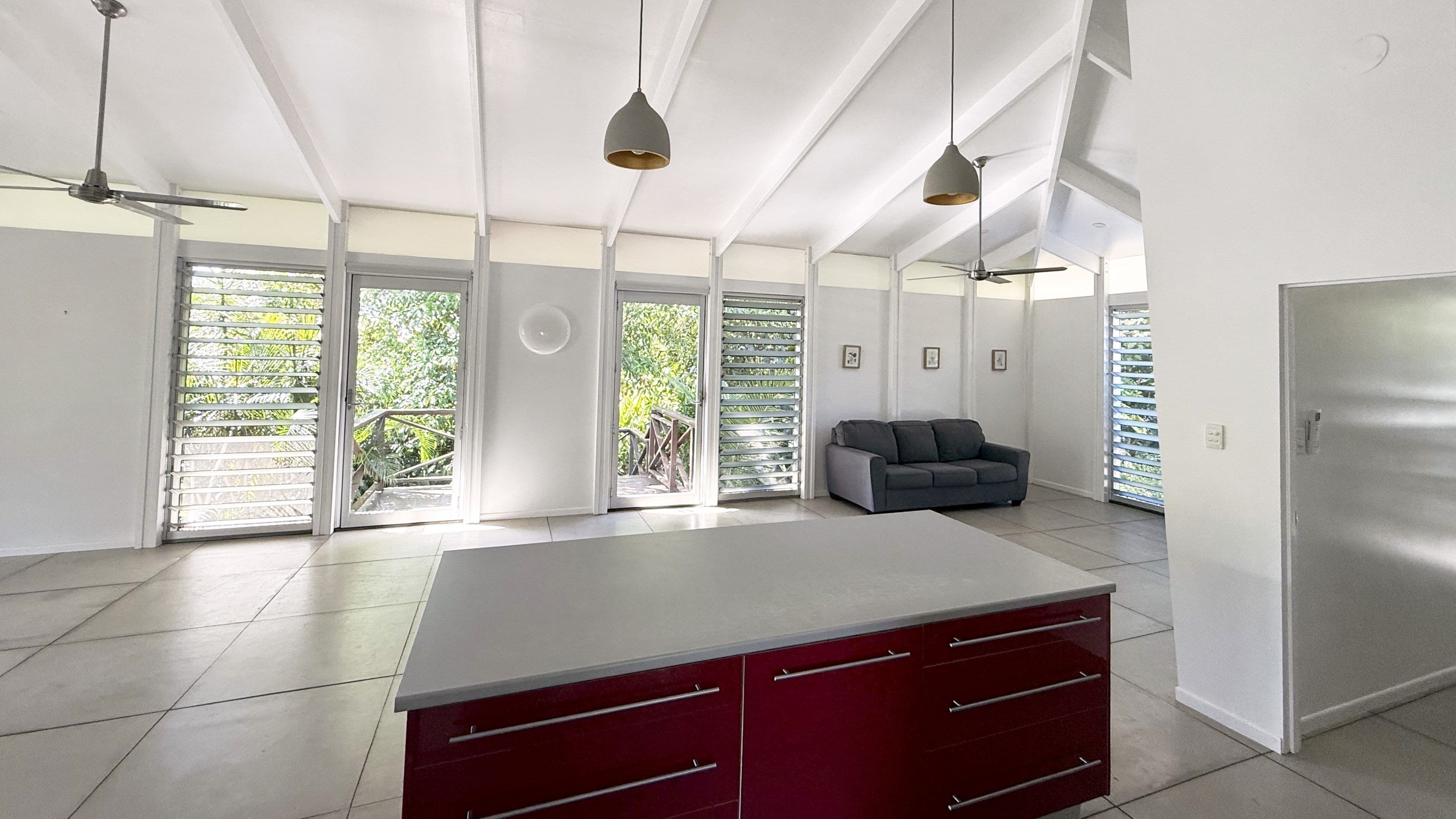 20 Southward Street, Mission Beach QLD 4852, Mission Beach - Thumbnail 2
