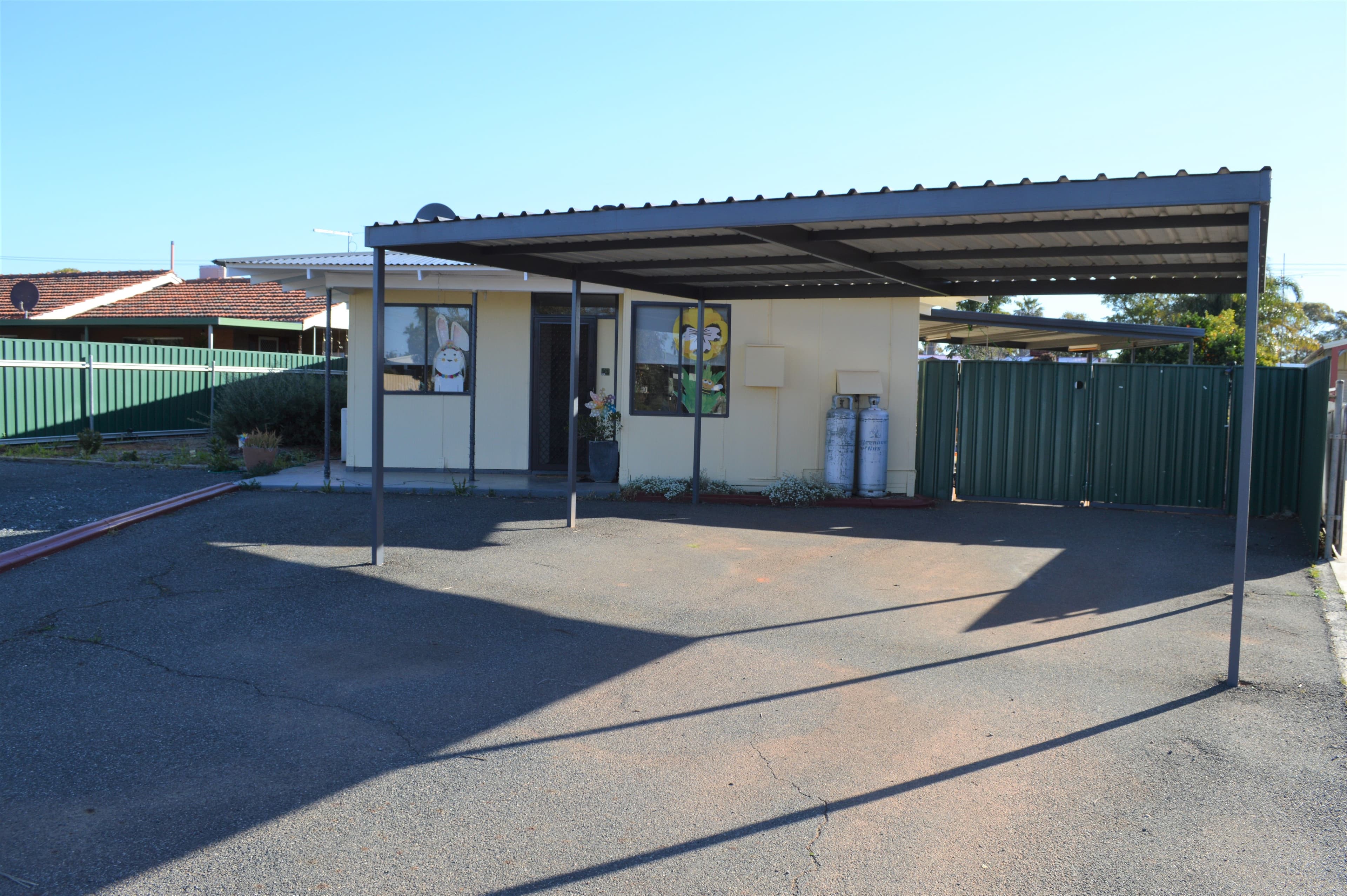 27 Grevillea Crescent, Kambalda West WA 6442, Kambalda West - Thumbnail 2