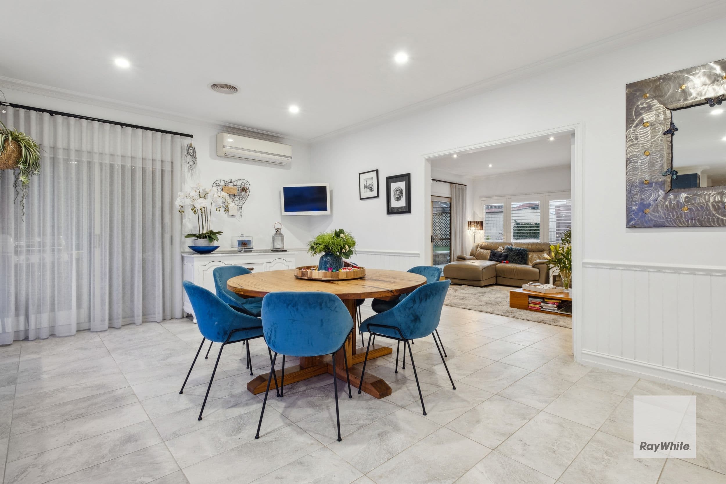 93 Saronvale Crescent, Hillside VIC 3037, Hillside - Thumbnail 7