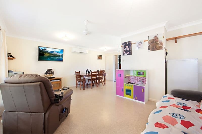 41 Noscov Crescent, Kelso QLD 4815, Kelso - Thumbnail 2