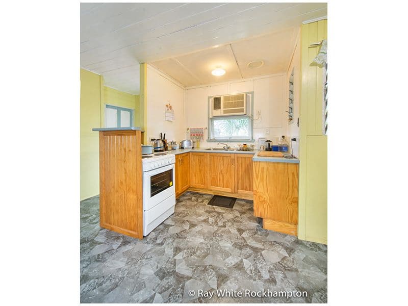 151 Caroline Street, THE RANGE QLD 4700, The Range - Thumbnail 4
