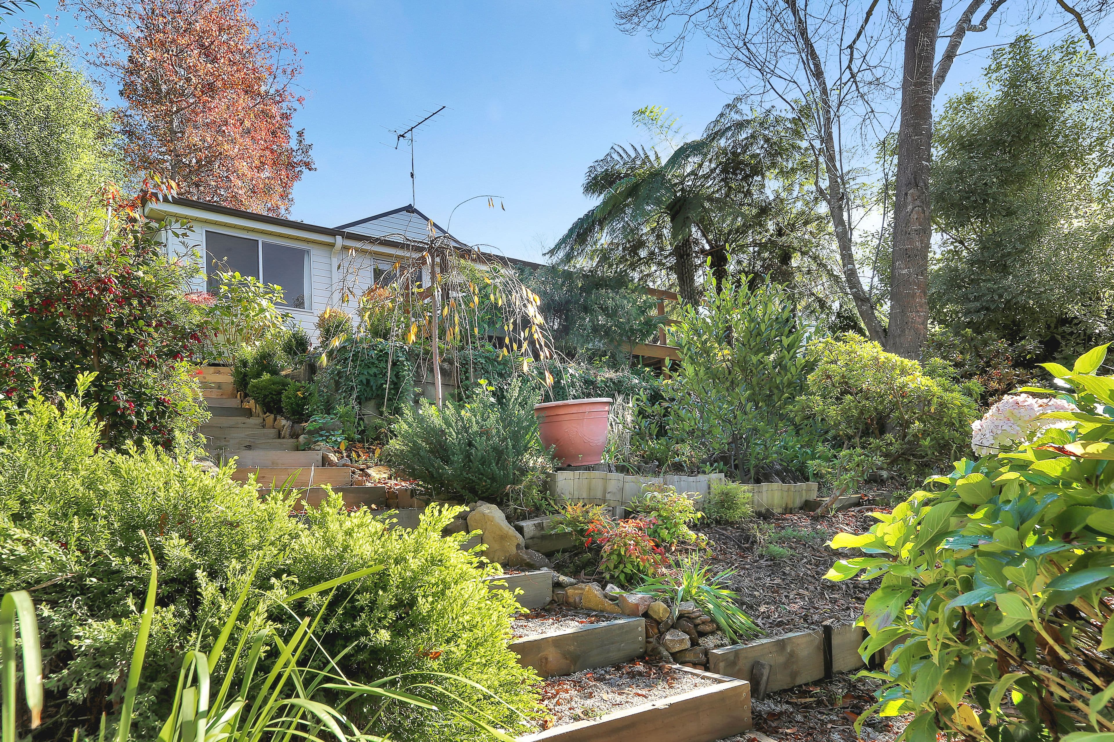 28 Strathearn Road (access via Queens Rd), Leura NSW 2780, Leura - Image 1
