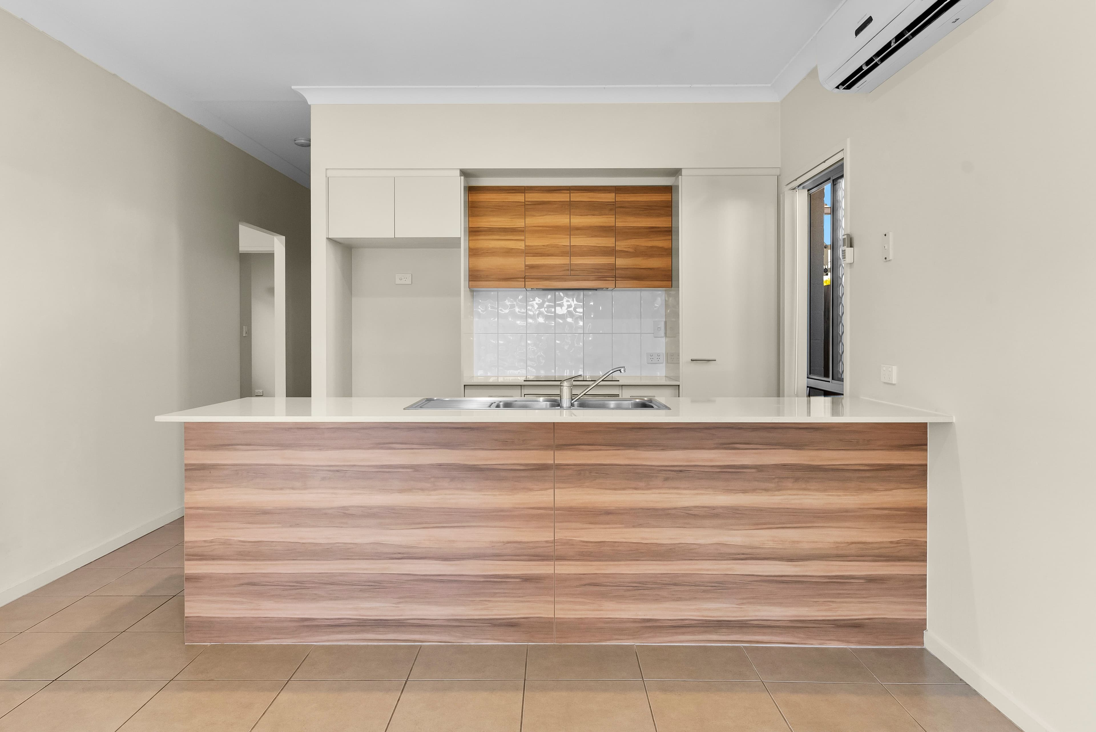5 Cascades Street, North Lakes QLD 4509, North Lakes - Thumbnail 2