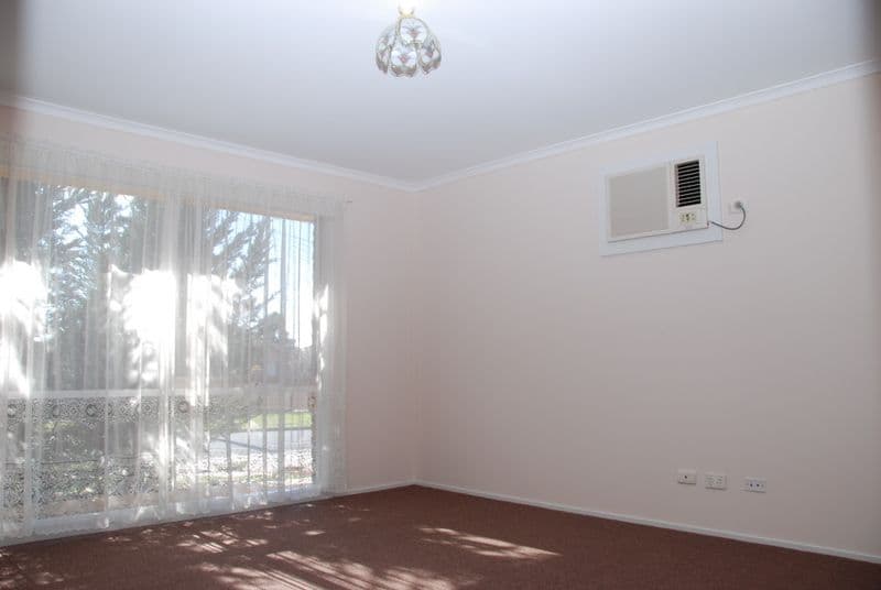 60 Edeys Run, HAMPTON PARK VIC 3976, Hampton Park - Thumbnail 2