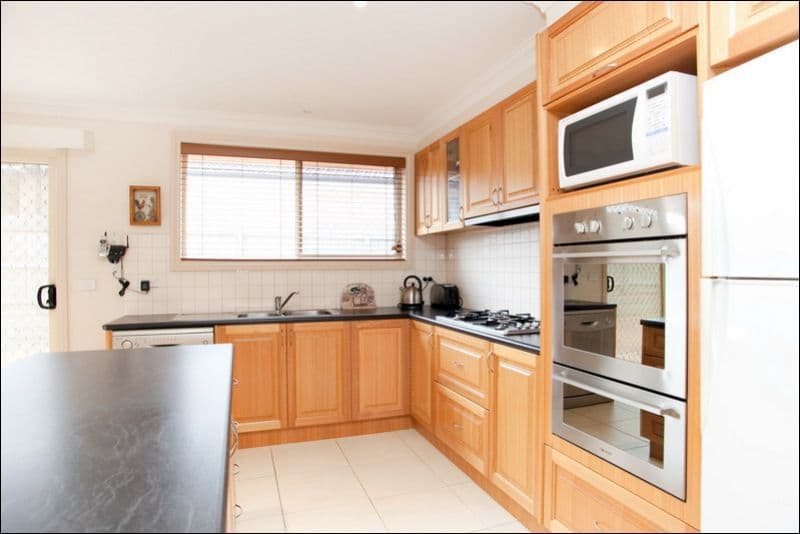 5 The Gables, SOUTH MORANG VIC 3752, South Morang - Thumbnail 8