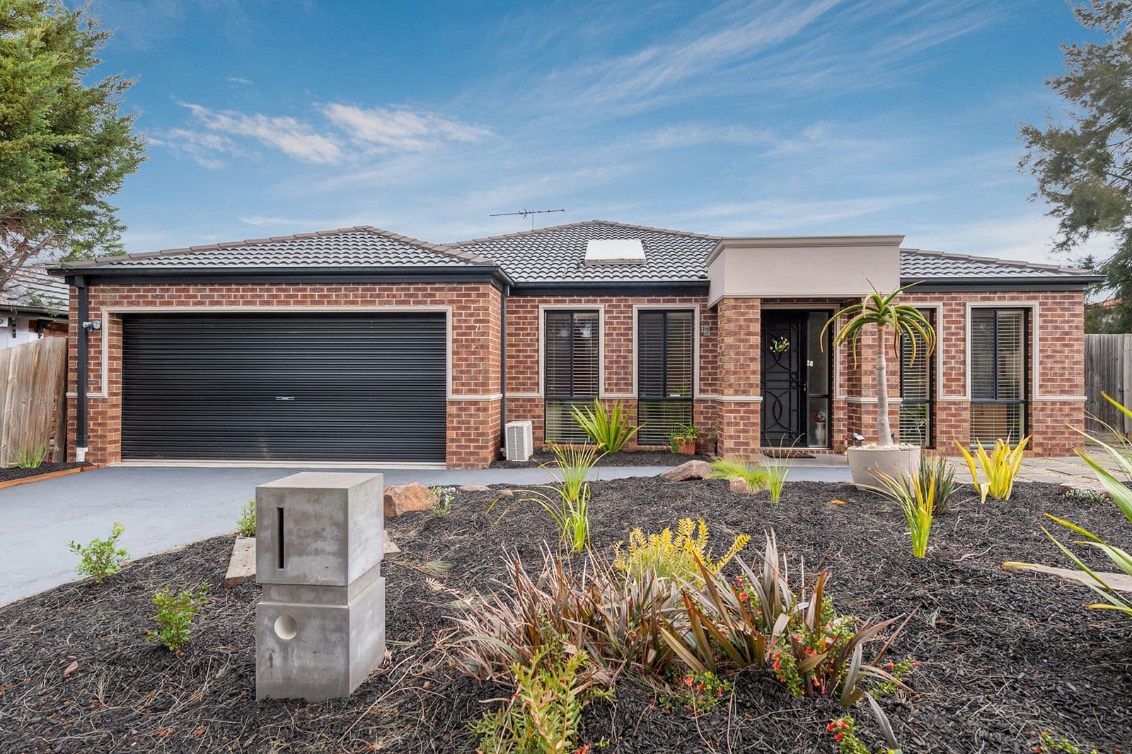 7 Taunton Place, Craigieburn VIC 3064, Craigieburn - Thumbnail 2