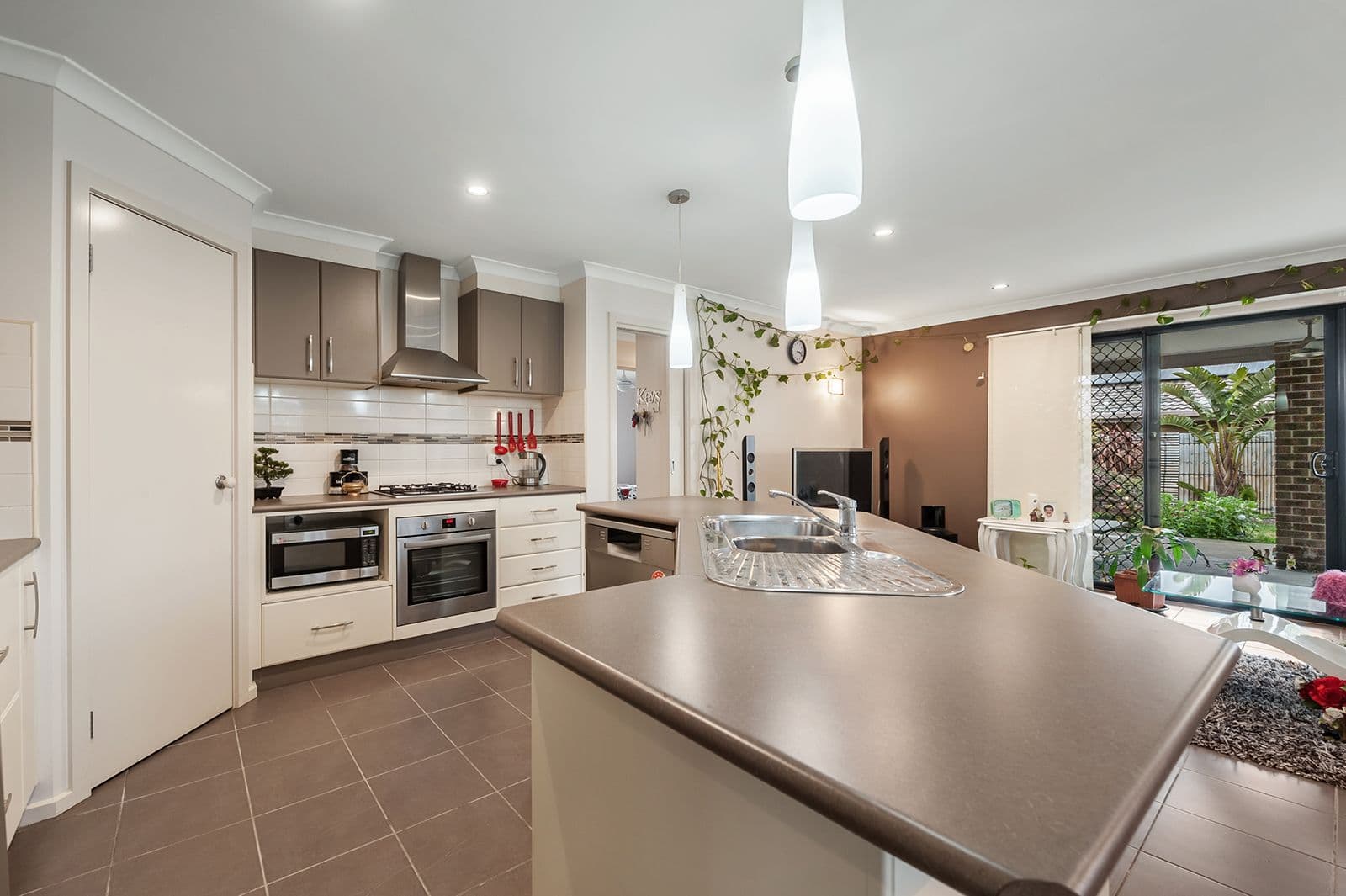 7 Taunton Place, Craigieburn VIC 3064, Craigieburn - Thumbnail 6