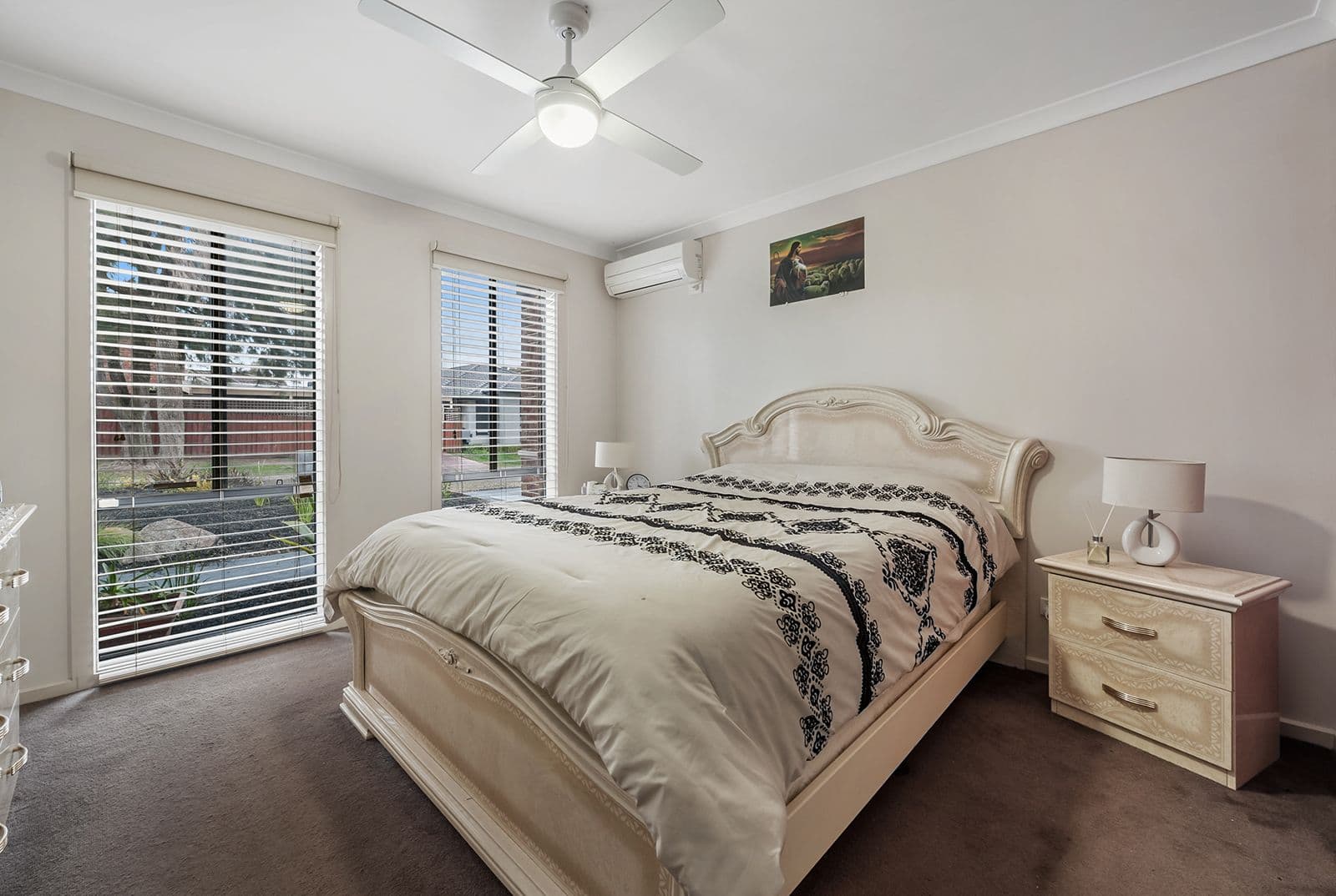7 Taunton Place, Craigieburn VIC 3064, Craigieburn - Thumbnail 8