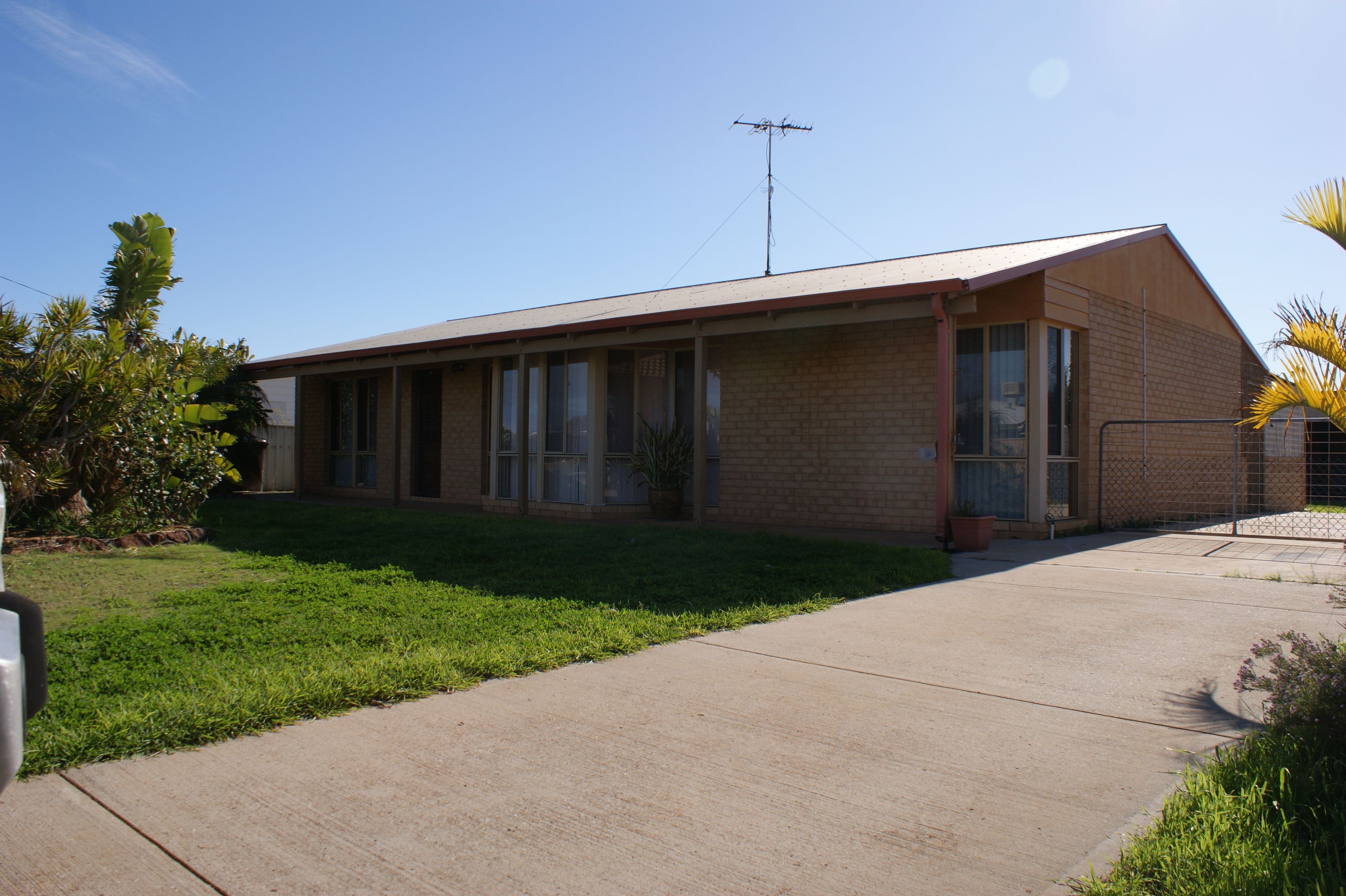 9 Delmage Street, Dongara WA 6525, Dongara - Thumbnail 4