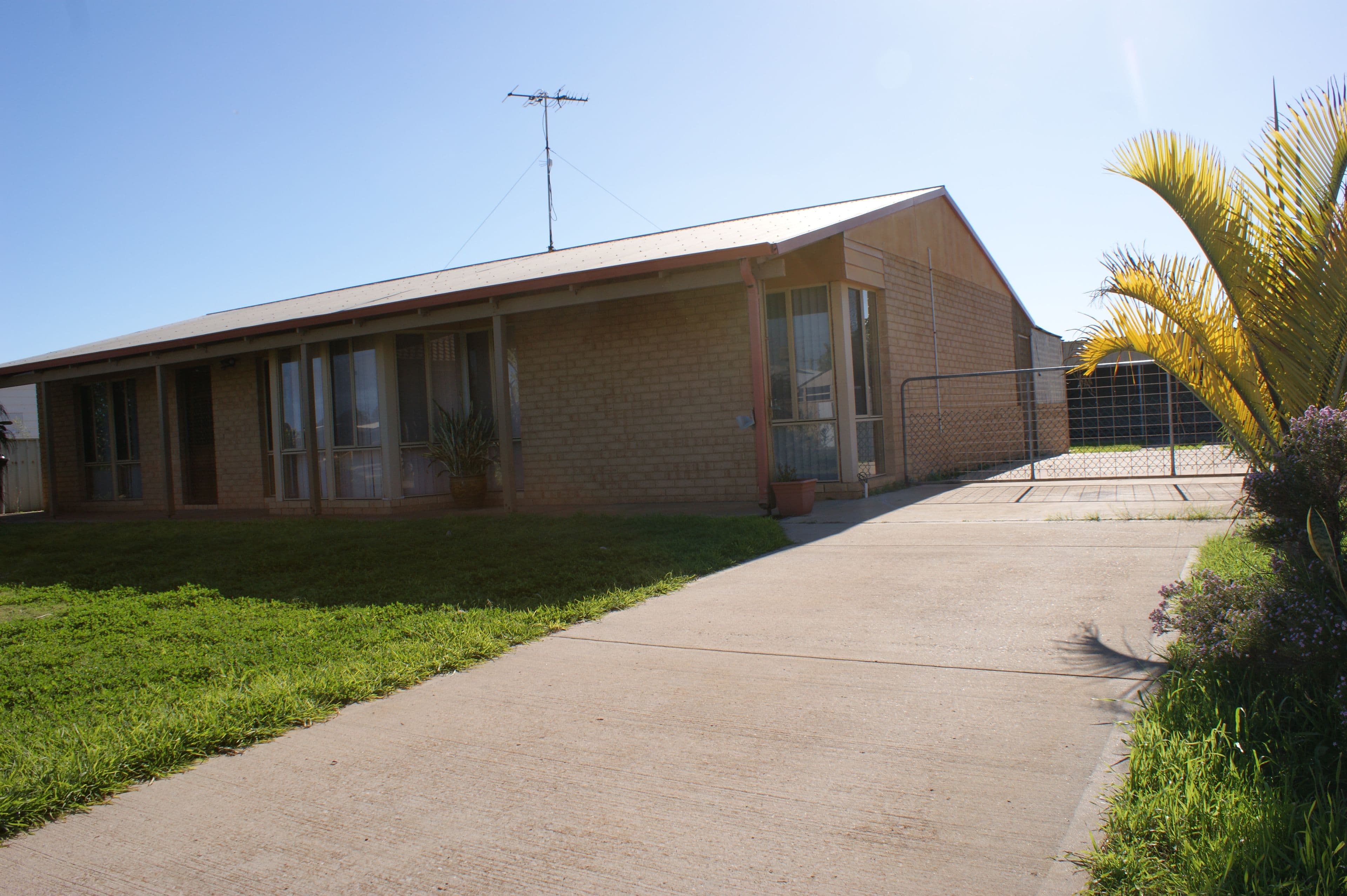 9 Delmage Street, Dongara WA 6525, Dongara - Thumbnail 5