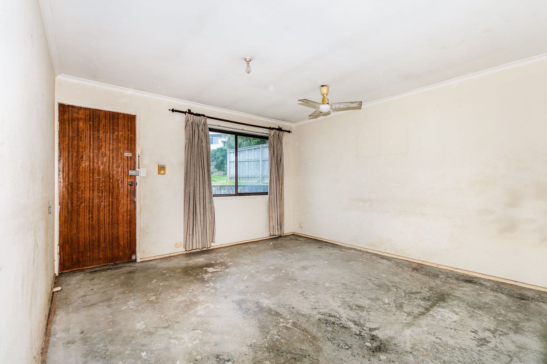 5 ENNIS Court, Eagleby QLD 4207, Eagleby - Thumbnail 5