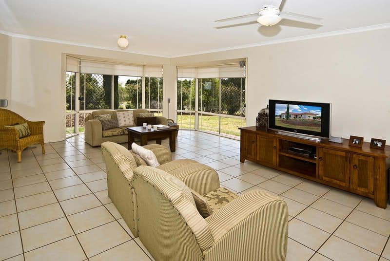 16 Bunya View Drive, HIGHFIELDS QLD 4352, Highfields - Thumbnail 2