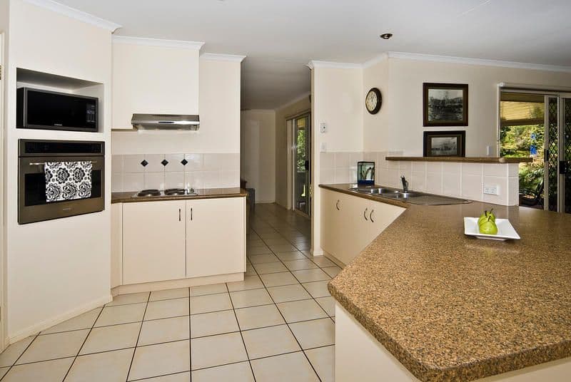 16 Bunya View Drive, HIGHFIELDS QLD 4352, Highfields - Thumbnail 4