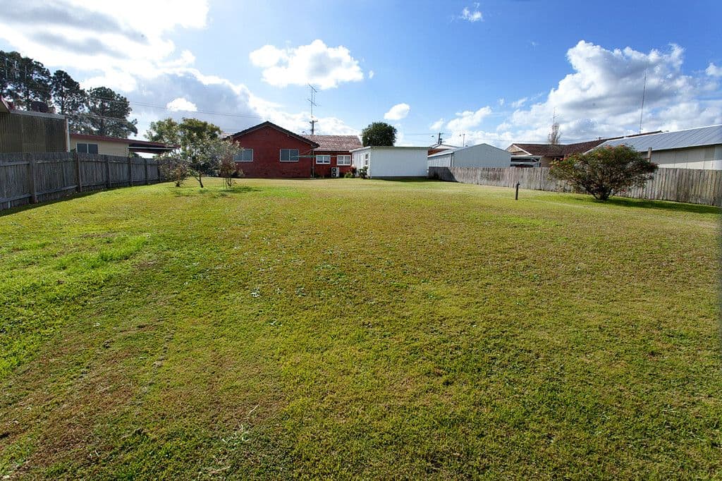 26 Chatham Avenue, Taree NSW 2430, Taree - Thumbnail 3