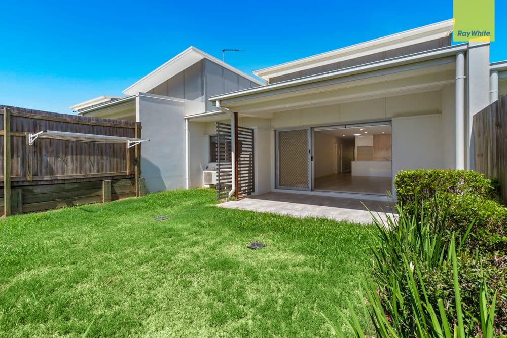 20 Salisbury Street, Redland Bay QLD 4165, Redland Bay - Thumbnail 2