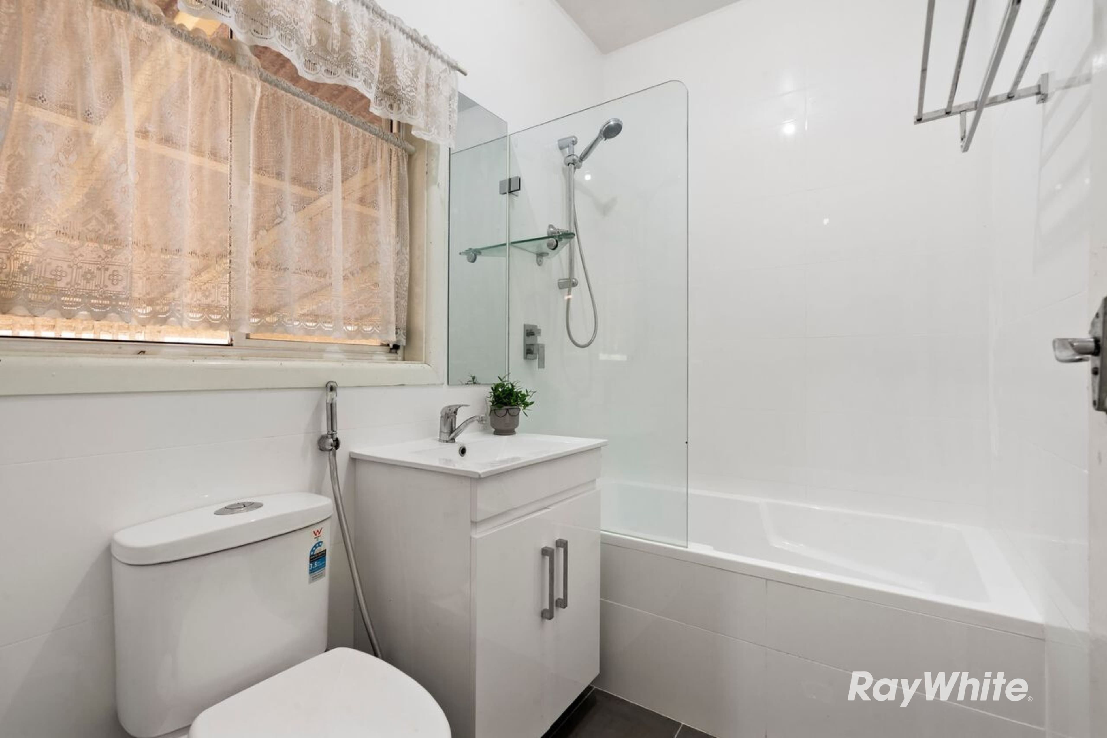 7 Burnie Street, Blacktown NSW 2148, Blacktown - Thumbnail 6
