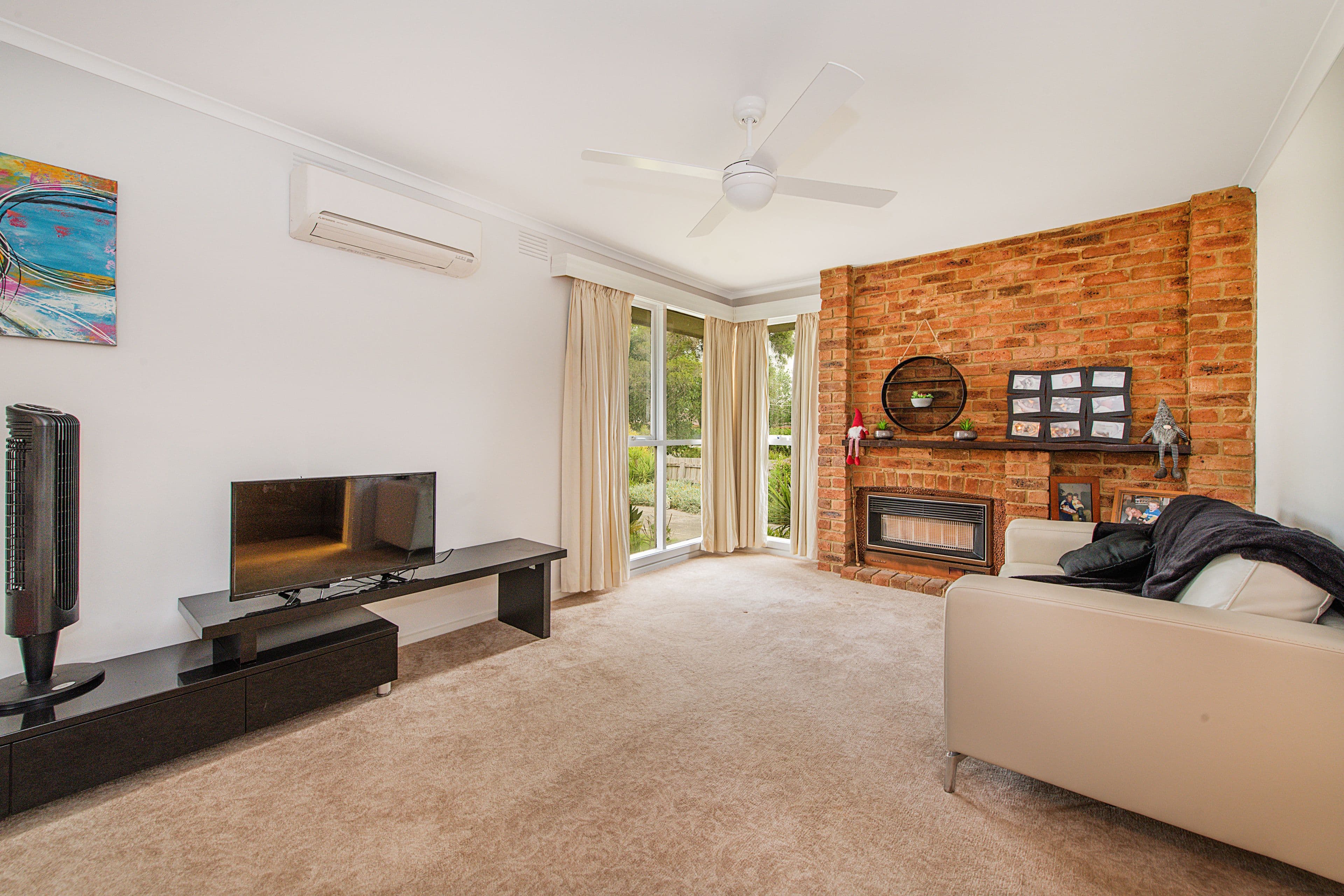 54 Dobson Street, Ferntree Gully VIC 3156, Ferntree Gully - Thumbnail 2