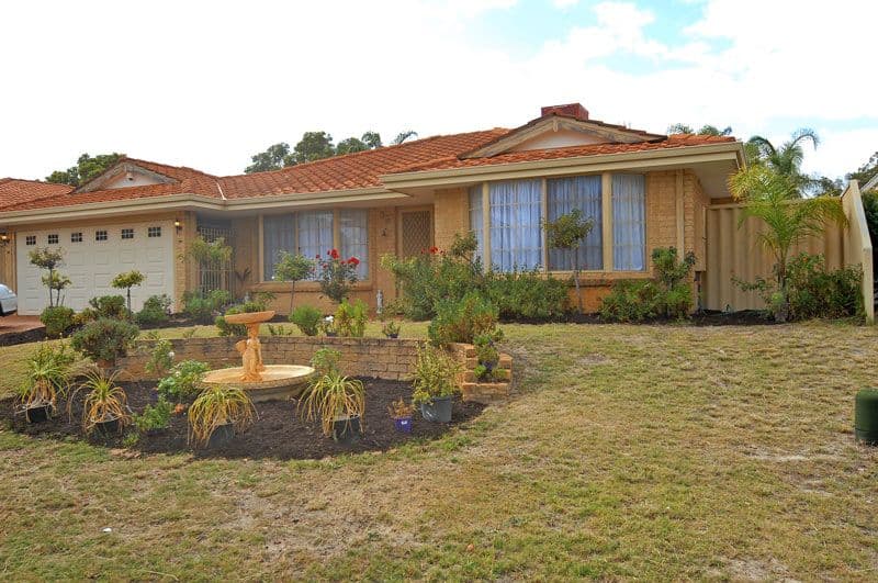 33 Roseheath Boulevard, KIARA WA 6054, Kiara - Image 1