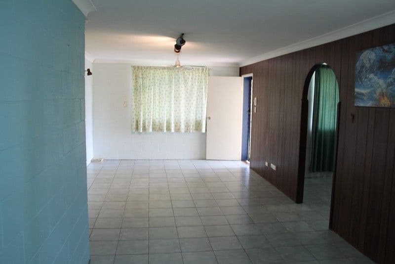 15 Salgado Street, BOYNE ISLAND QLD 4680, Boyne Island - Thumbnail 3