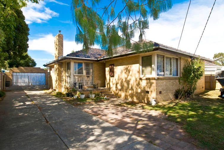 27 Sydney Road, BAYSWATER VIC 3153, Bayswater - Image 1