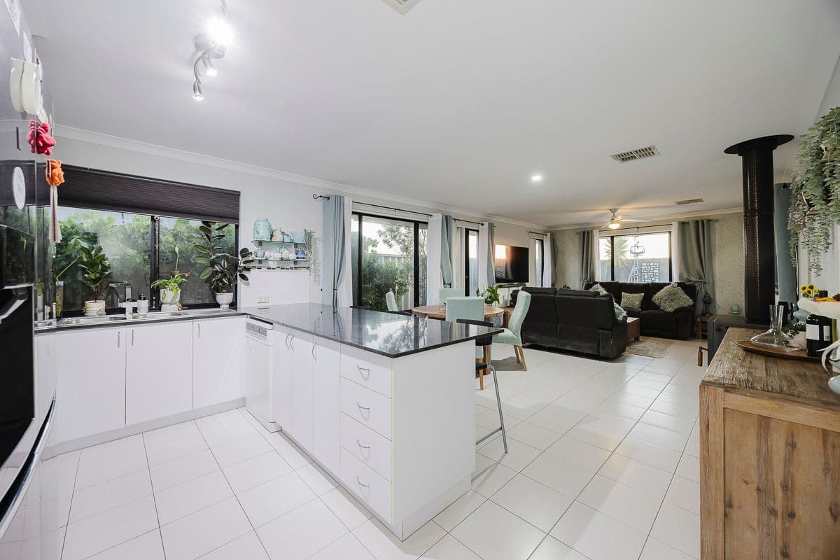 9 Blackrock Avenue, Butler WA 6036, Butler - Thumbnail 3