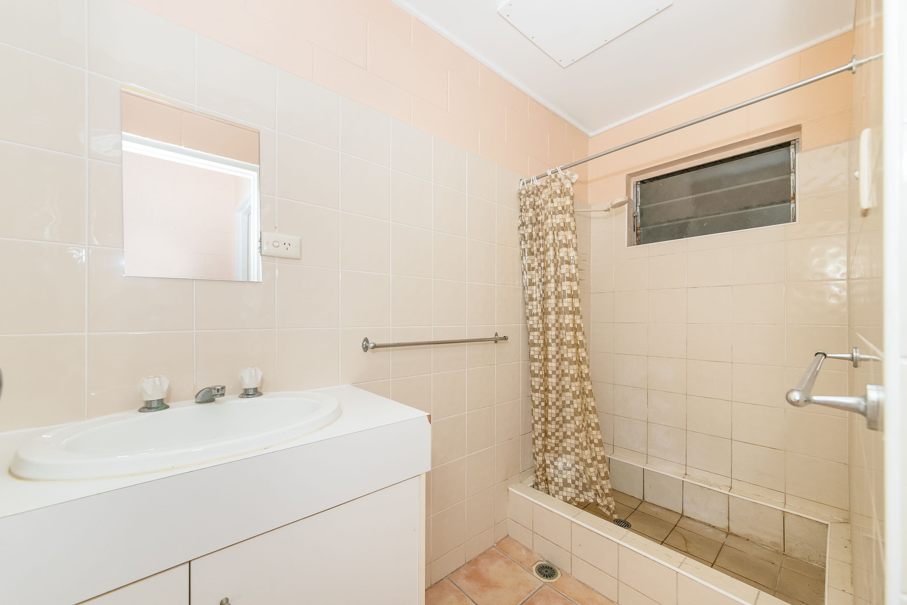16 Vaughan Street, West End QLD 4810, West End - Thumbnail 7
